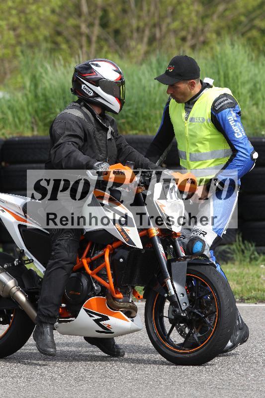 Archiv-2025/10 23.04.2025 Cornu Master School ADR/gruen-vert/16